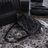 2023 Guangzhou Hot Selling Designer quiltade läder Kvinnor Purses Luxury Leather Handväskor för kvinnor