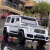 Diecast Model Arabalar 1/32 G700 G65 SUV Alaşım Araç Modeli Diecast Simülasyon Metal Oyuncak Off-Road Araç Model Ses Işık Koleksiyonu Çocuk Hediyesij230228