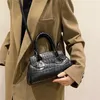 2023 Designer Handbag Shoulder Chain Bag Clutch Flap Totes Bags Wallet Purse Double Letters Solid Hasp Waist Square Stripes Women Luxury Handbags