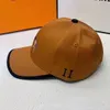 Kvinnors broderade brev baseball cap casual all-matchande sun hatt koreansk stil hårda toppmössor