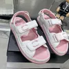 2023 Designer Luxury Classic Roman Beach Nylon Sandaler Womens Fashion Leather Upper Graffiti Soft Soled Slippers Lady Outdoor Platform Flat Sports Casual Sandal