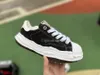 Ontwerper Maison Mihara Yasuhiro MMY oplossen Casual schoenen MADNESS Shoes OG Canvas Laag uitgesneden Heren Platform Dames Wit Zwart Grijs Miharayasuhiro Toe Cap Sneakers