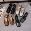 Sukienka buty 2022 Kobiety Flats Kobiety luksusowe slajdy buty mokasyny żeńskie muły pantefle okładka palca designerka muły płaskie miękkie podstawowe rzymy sanda l230302