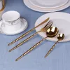 Set di stoviglie 812162032 Pezzi Stoviglie in oro Posate in acciaio inossidabile Nastro Coltello Forchetta Cucchiaio per utensili da cucina per la casa 230302