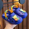 Slipper kinderen slippers voor jongens meisjes niet-slip ademende strandschoenen cartoon tuin klompen kinderen buiten slippers casual gat schoenen t230302