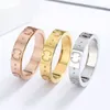 Couples narrow bague homme designer ring for women couples hip hop retro size 10 casual letters thick luxury engagement jewelry woman mens ring ZB022 E23