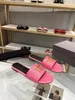 Summer luxury Sandals Designer women Flip flops Slipper Fashion Genuine Leather slides Metal Chain Ladies Casual shoes1758648