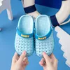 Slipper Kids Summer Slippers Boys Girls Sandals Letter Cute Garden Shoes PVC Mules Children Beach Breathable Cave Shoes Baby Clogs 2022 T230302