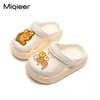 Slipper Kids Clogs Girls Boys Children Garden Shoes Cartoon Djur Non Slip Beach Sandals Home Slippers Toddler Baby Badrum Mules T230302