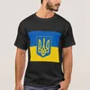 Mäns T-skjortor Ukraina vapensköld och flaggmän t-shirt Kort ärmbomullskläder