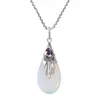 Pendanthalsband Trendiga drop-formade Moonstone Halsband Crystal Inlaid Metal Sliding Women's Accessorie Party Jewelry