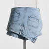 Pantaloncini di jeans patchwork personalizzati da donna di strada 2023 Spring New Jeans vecchi lavati irregolari a vita alta