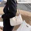 Sac à bagages Matériaux Toptrends Sacs latéraux de l'épaule des sous-bras rétro pour les femmes 2023 Tendance de luxe créatrice PU Leather Crescent 2784