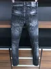 DSQ PHANTOM TURTLE męskie dżinsy męskie luksusowe dżinsy od projektantów Skinny zgrywanie fajny facet przyczynowy dziura Denim moda marka dopasowane dżinsy męskie sprane spodnie 6869