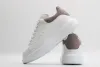 Designer sneaker män casual skor överdimensionerade kvinnor loafers platt sammet mocka sneakers plattform läderskor espadrille klassiska vita tränare med låda