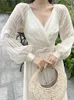 Casual Dresses Summer Tender Style French Retro Hepburn V-ringning Chiffon Bubble Sleeve Dress Beach