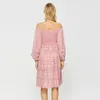 Casual Dresses 2023 Slash Neck broderade damer rosa ihåliga korsett midi arbetsklänning kvinnor kort vinter jul