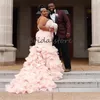 Vestido de noiva de sereia rosa de tamanho grande 2023 Ruffles em cascata de baixo para baixo tamanho vestidos de noiva do país luxuoso vestido de noivas feminino prega abito da ssosa manto de mariee