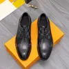 2023 män klädskor designers skor äkta läderbrun svart spänne män casual designer loafers glid på bröllopskor med ruta 38-46