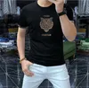 2023 Erkek Tişörtleri Yaz Yeni Net Kırmızı T-Shirt Erkek Moda Kişiliği Avrupa İnce Fit Kısa Kollu İnce Üst Erkekler Tees Polos