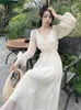 Casual Dresses Summer Tender Style French Retro Hepburn V-ringning Chiffon Bubble Sleeve Dress Beach