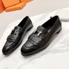 Chaussures habillées Femme Homme Royal Mocassins Cuir véritable Semelle dermique Top qualité Designer de luxe Homme Noir Cuir de veau lisse Neutre Conduite Sésame Mocassins ronds 35-41