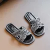 Slipper meisjes slippers 2022 Zomer mode Kids Rhinestone schattige kinderen slippers voor meisjes zachte binnen- en buitenslippers T230302