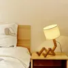 Lampes de table Robot forme lampe en bois E27 support 110-240V moderne tissu Art bois bureau salon intérieur étude veilleuse