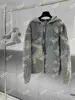Erkek Ceketler Tasarımcısı 10A Uzun kollu baskılı dikiş denim zayıflama kalite trençkot üst 0ve5