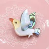 Brooches Natural Freshwater Shell Brooch Design Bird Animal Style Delicate Charm Safety Pin Jewelry Party Wedding Gift