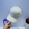 Lüks Tasarımcı Top Cap Erkek ve Kadın Beyzbol Kapağı Moda Basit Stil Mektup Tasarım Açık Güneşlik Seyahat Alışveriş Uygulanabilir İyi