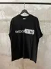 T-shirts pour hommes Vetements de haute qualité Hommes T-shirt 1 1 Vetements Patchwork Police brodée Femmes T-shirt VTM Vêtements pour hommes à manches courtes