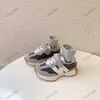 Sneakers de nouveau-nés chaussures de bébé pour bébé pour fille à fond doux