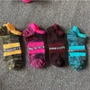 Dhl gratis rosa svarta strumpor vuxna bomull kort ankel strumpor sport basket fotboll tonåringar cheerleader new sytall girls women sock med tagg