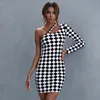 캐주얼 드레스 Borntogirl 2023 스트리트웨어 패션 섹시 드레스 여성용 봄 가을 겨울 파티 클럽 긴 슬리브 검은 흰색 회색 격자 무늬