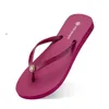 Mode tofflor flip flops kvinnor herr grön gul orange marin bule vit rosa bruna rosen gyllene sommar glider för strand utomhus