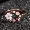 Anillos de boda con flores de cobre y cristal, dedo de mariposa creativo para mujer, joyería Glamour de oro rosa, regalo para niña, bisutería