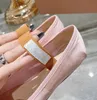 Chaussures miui ballet plat meilleure qualité pour femmes Nouvelles chaussures de ballet à arc surdimension