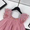 Vestidos de algodón de lino de niñas 2023 Hot 2-10 años para bebés para niñas Vestidos de bordado de la flor de la manga volante