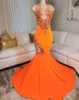 Mordern Orange Satin Mermaid Prom Dresses per le donne arabe 2023 Sheer Neck Sweep Train Appliques in pizzo Plus Size Abiti da sera convenzionali