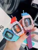 des Reloj Hombre Diseño de nicho de dos colores para mujer Reloj con tema de colisión de colores Relojes de cuarzo Accesorios de ropa Tabla 138