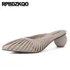 Slippers 5 Couro simples Ladies Designer de moda Sapatos femininos 2023 Sandálias grossas lâminas pontiagudas da pista Mules