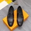 Herr Loafers Lyxiga Designers Skor Äkta Läder Brunt svart Spänne Herr Casual Designer Dress Shoes Slip On Bröllopsskor med låda 38-46