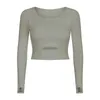 Tees Yoga-outfits Lange mouw Tops LU26 Afneembare borstpad Dames Fitnessshirt Gymkleding Hardlopen Duimgaten Sportblouses