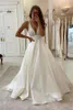 2023 Vintage Satin A Line Wedding Dresses With Buttons Sexig öppen rygg Vestidos de Novia Deep V Neck Lace Applicques Sleeveless Bride Wedding Clows
