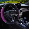 Copertine del volante dello sterzo universale da 37-38 cm da ricamo in pelle Diamond Copertura elastica Accessori per interni Accessori per auto