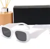 Gafas de sol de diseñador para hombre Gafas mujer Estilo múltiple Tonos Opcionales Gafas de marca unisex Polarizadas UV400 con caja