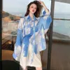 Frauen Blusen Shirts BF Rendering Frauen Koreanische Harajuku Lose Blauen Himmel Weiße Wolken Tie Dye Gradienten Oversize Langarm 230303