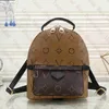 Mochila de couro de nova bolsa de designer mochila feminina mochila Palm Springs Mini Backpacks Bags Moda Casual Mulheres pequenas ombros de pacote de pacote escolar bolsas escolares