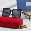 2023 럭셔리 선글라스 레터 레터 여성 남성 고글 디자이너 여성 안경 프레임 빈티지 금속 태양 안경 박스